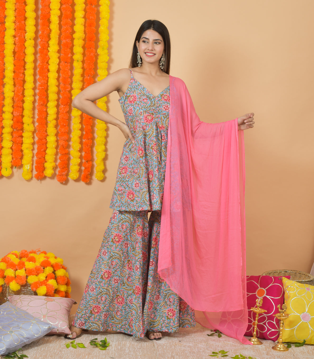 Hi Five with Pinkify Dupatta suit set